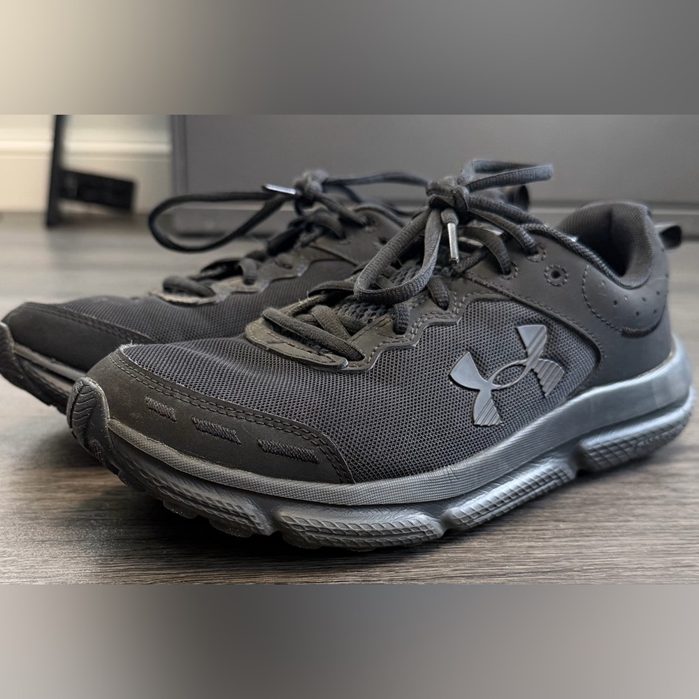 Under Armour Women’s Charged Assert 10